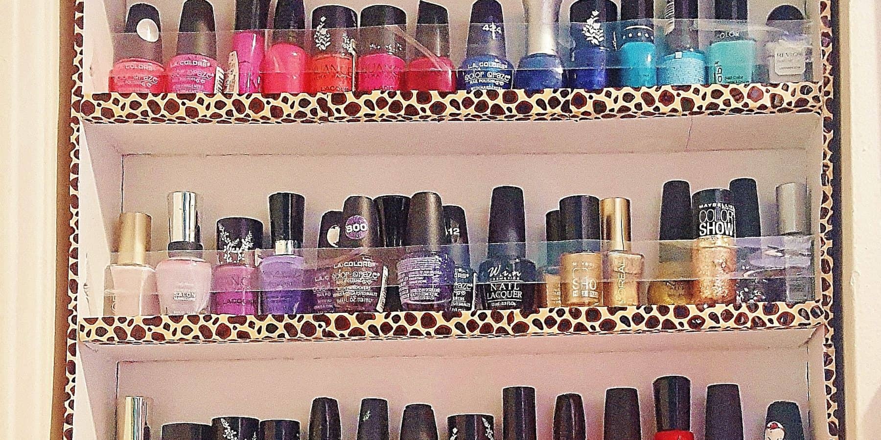 Dollar Store Nail Polish Rack No One Will Know Is DIY / Dorm Decor / Apartment Decor / Budget Decor / Organization / How To