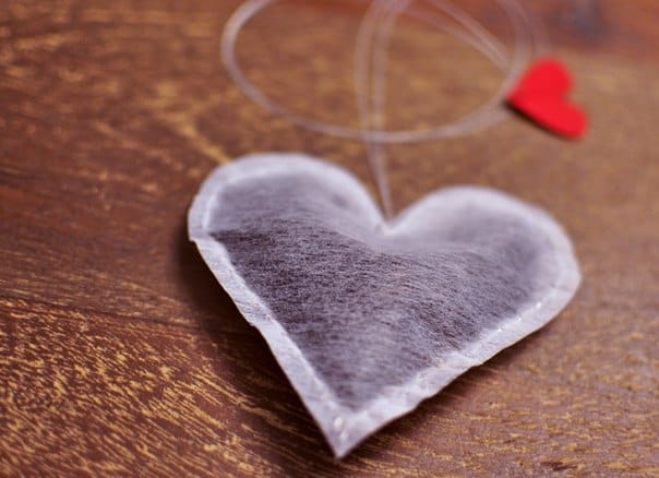 DIY Heart Tea Bag/ The Ultimate DIY Guide to Valentine's Day Ideas