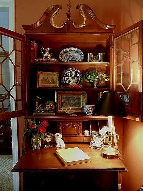 The Secretary Desk is The Perfect Small Office Space Solution l Dorm Furniture l Apartment Furniture l DIY l Small Office l Home Office l Organization