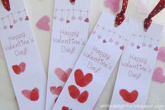 DIY Valentine's Day Bookmark/ The Ultimate DIY Guide To Valentine's Day