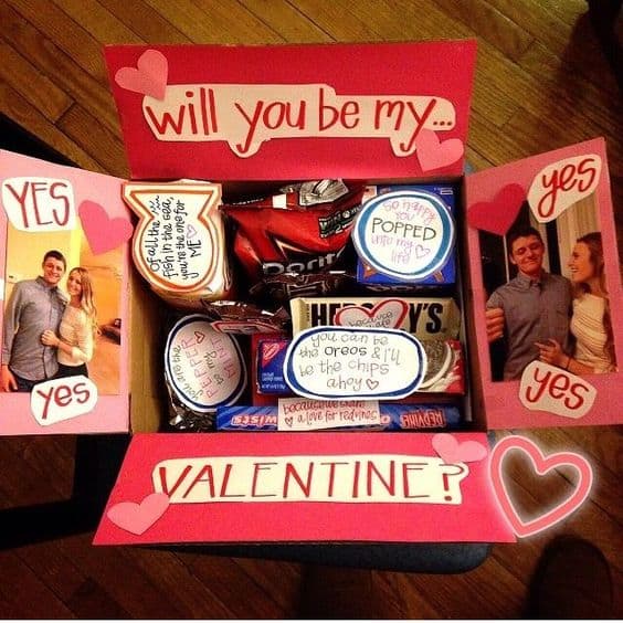 Valentines Day Box of Puns Gift/ DIY boyfriend gifts