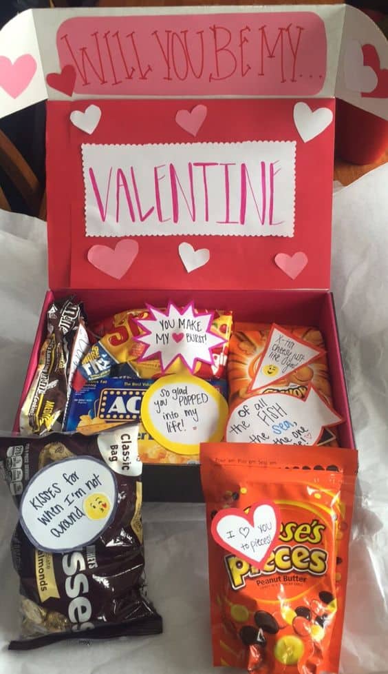 Box of food puns gift/ DIY boyfriend gifts