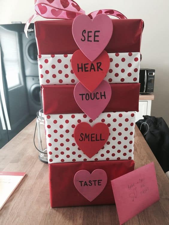 5 senses gift idea. DIY boyfriend gifts.