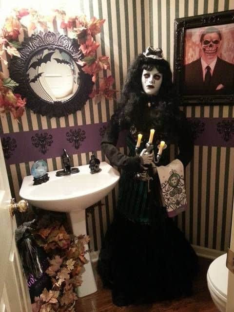 Scary Mannequin Goth Towel Lady for a Halloween Bathroom Decorations to greet guests