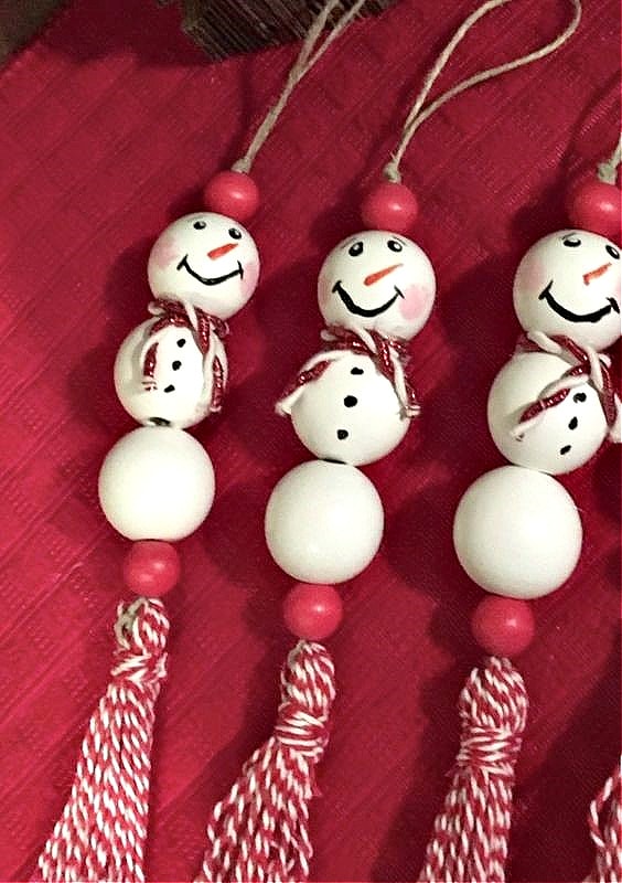 Easy DIY Wood Bead Snowman Christmas Ornament with Tassel