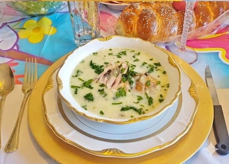 Greek Lemon Chicken Orzo Easter Soup (Avgolemeno)
