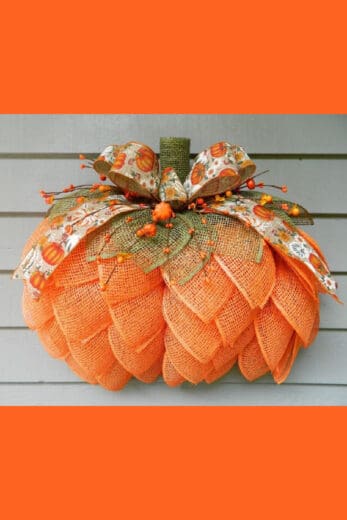 Easy DIY Dollar Store Fall Craft Pumpkin Wreath for the Front Door