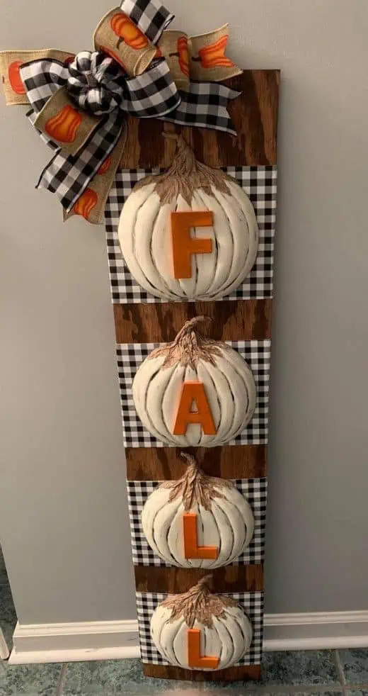 EASY DIY DOLLAR STORE FALL SIGN WOOD DECORATION FOR THE FRONT PORCH WITH PUMPKINS