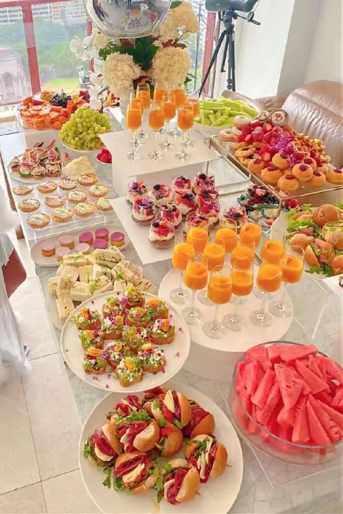 Best and Worst Graduation party Food Table ideas and Decorations