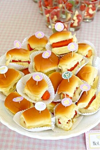 Best Graduation Party Food Ideas - Hot Dog Finger Food