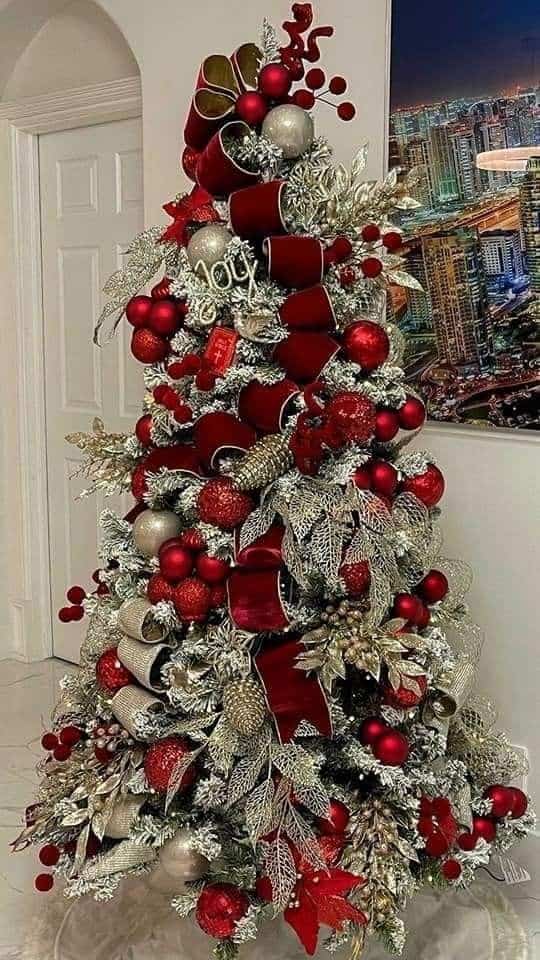 Christmas Tree Ideas Silver and Red Ribbon