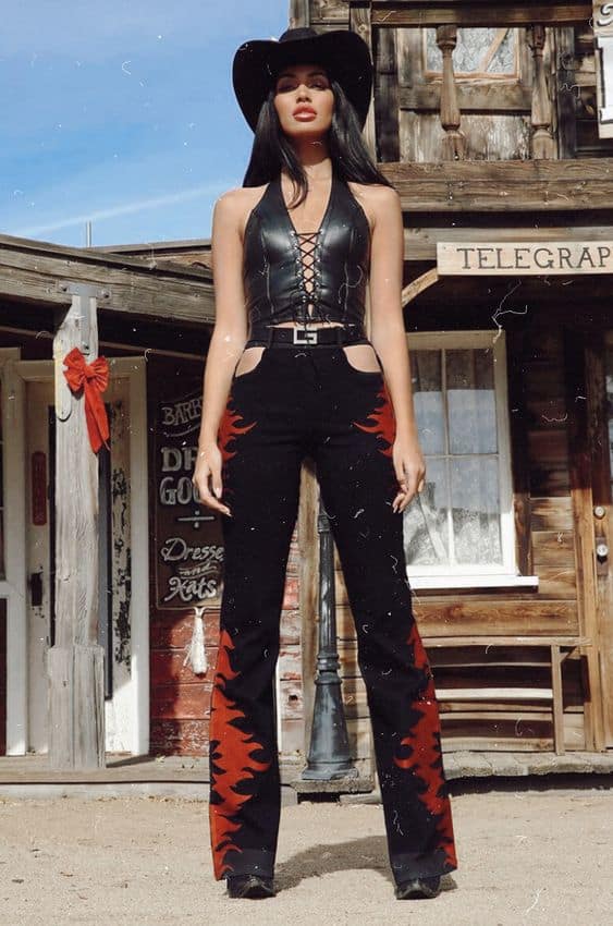 Easy Hot Solo Wild West CowGirl Halloween Costume Idea