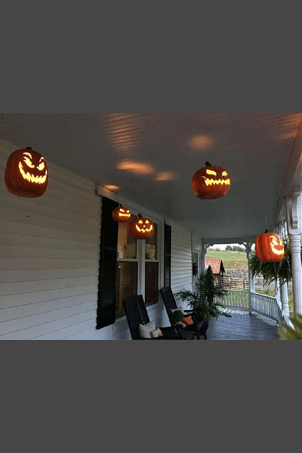 Floating Pumpkins DIY Halloween Porch decorations for the home