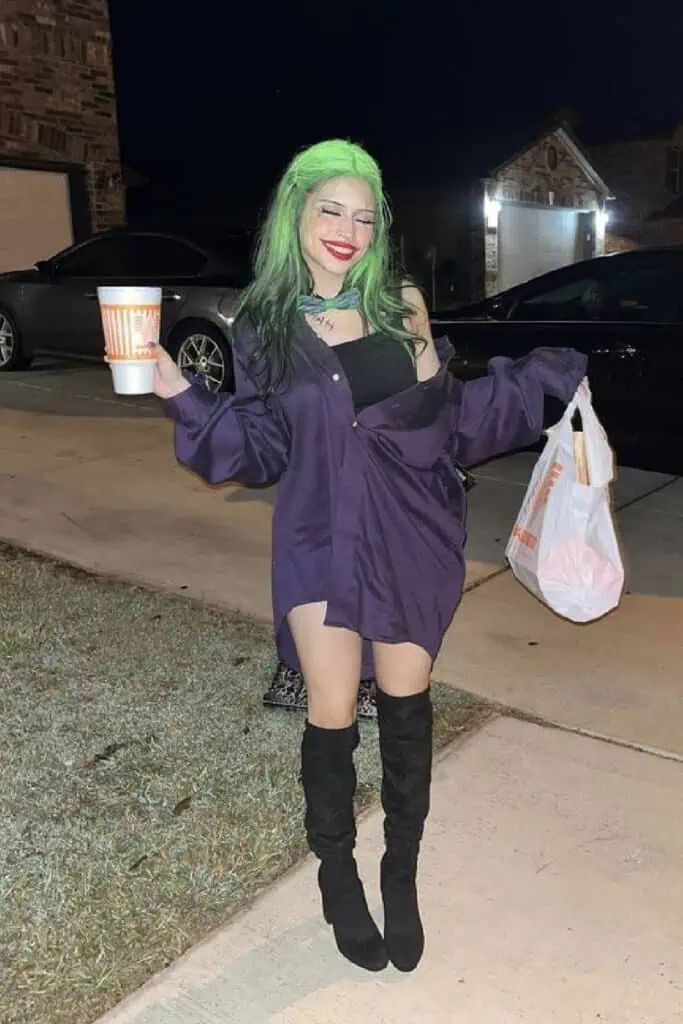 Easy Joker costume for women or teenage girls