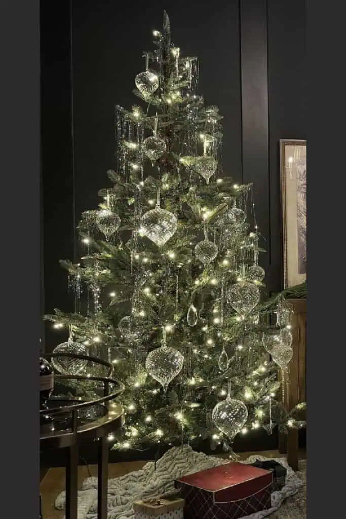 Elegant Christmas Tree Idea Crystal