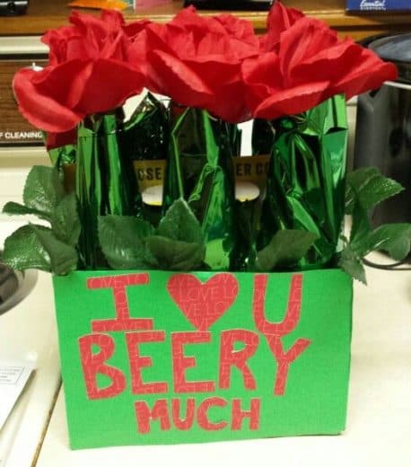 Easy DIY Father's Day Beer Bouquet Gift Idea