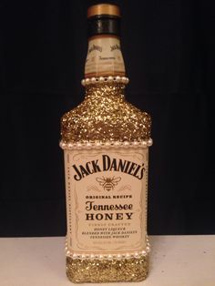 East DIY Alcohol Glitter bottle for Valentines Day