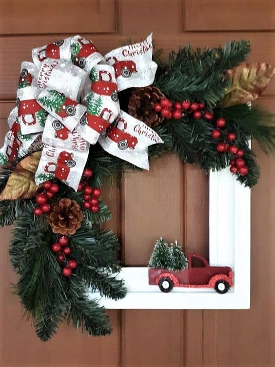 DIY Dollar Store Vintage Car Wreath