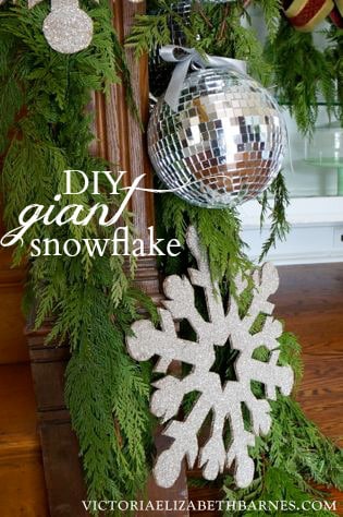 Easy DIY Snowflake Christmas Decoration Craft