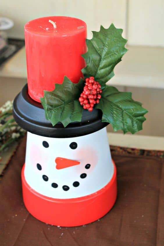 How to make: Easy DIY Candle holder Christmas Decorations using Claypots. Perfect Christmas or winter decoration, DIY gift, craft, or wedding centerpiece. Great Budget decor ideas for the home. #Christmas #ChristmasCrafts #DIYGifts #Kids