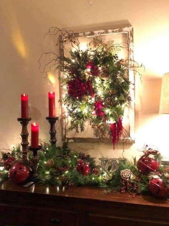 DIY Farmhouse Glam Christmas. Easy Rustic Farmhouse Christmas decor ideas or gift idea for the home and mantle. Wreath and garland.