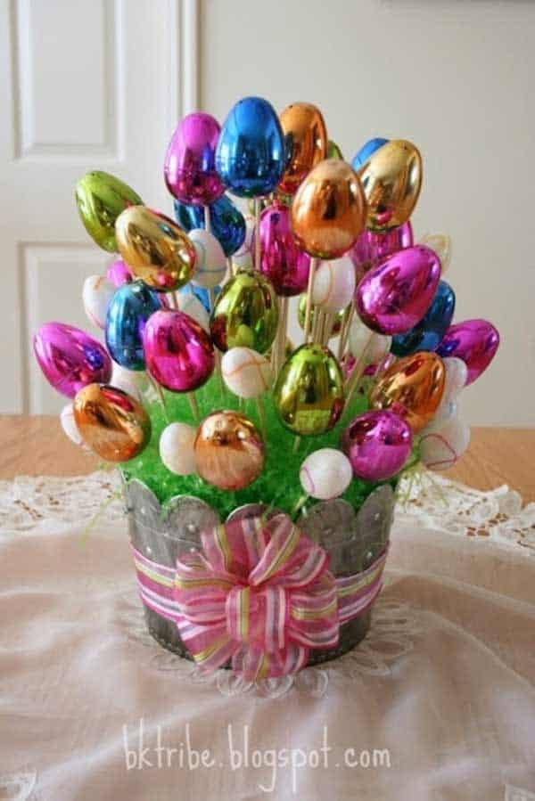 Easy DIY Easter Egg bouquet craft idea. The Best Easy DIY Easter Decoration Ideas.