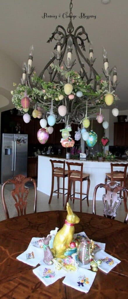 Easy DIY Easter Decoration Idea for your Chandleier 2020 #Spring #Easter