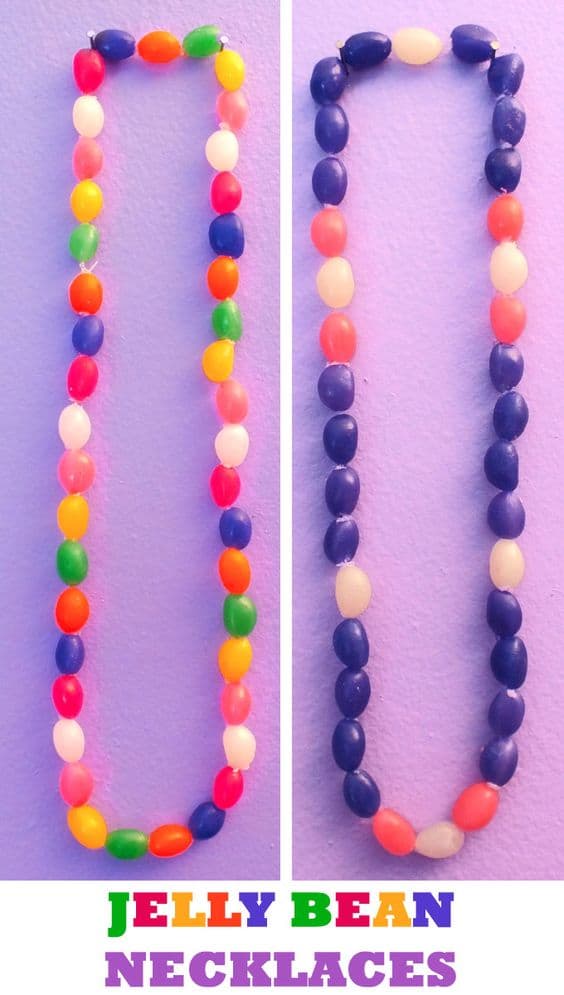 Easy DIY Jelly Bean necklace Easter craft idea for kids. The Best Easy DIY Easter Decoration Ideas kids can make.