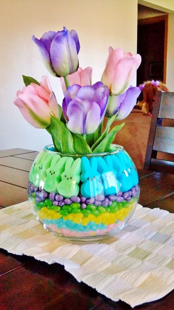 Easy DIY Peeps and Candy Easter Vase Decor Hack craft idea for kids. The Best Easy DIY Easter Decoration Ideas.