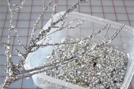 Easy DIY Farmhouse Glam Christmas Decorations