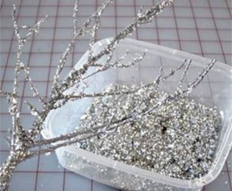 Easy DIY Farmhouse Glam Christmas Decorations