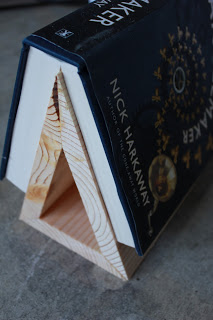 DIY Wooden Bookstand Fathers Day craft gift