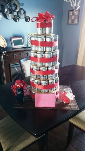Easy DIY beer cake gift idea for Fathers day