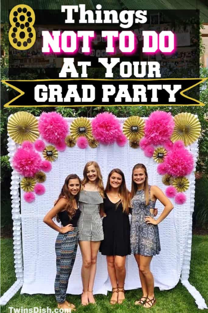 Graduation party ideas for highschool and college, boys and girls. Tips and DIY for food, snacks, decorations, pictures, and cap decorations on a budget.