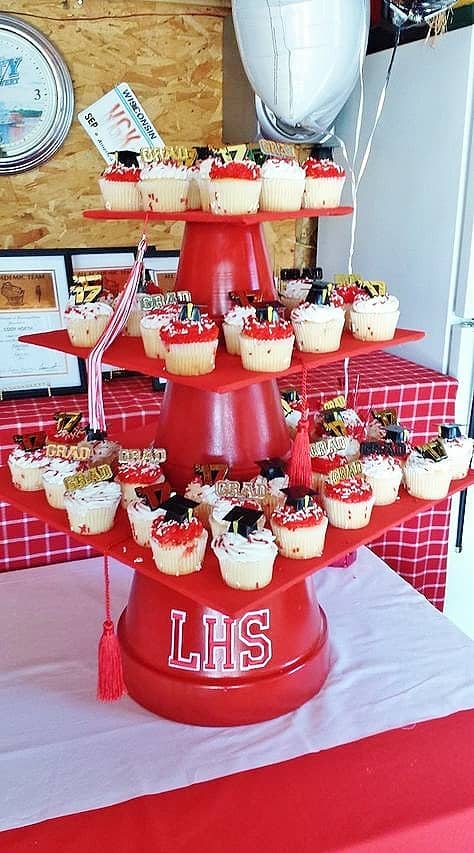 DIY customized Graduation party cupcake stand using flower pots from the dollar store. Decorations and food ideas for your Highschool or college graduation party.