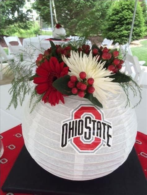 Graduation Party Centerpiece using paper lantern