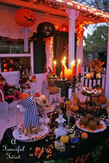 DIY Halloween Front Porch Party 