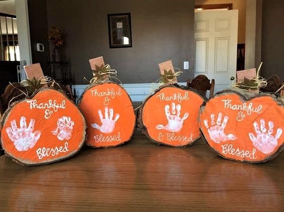 Wood Slice Handprint Pumpkins Fall Thanksgiving decor craft gift