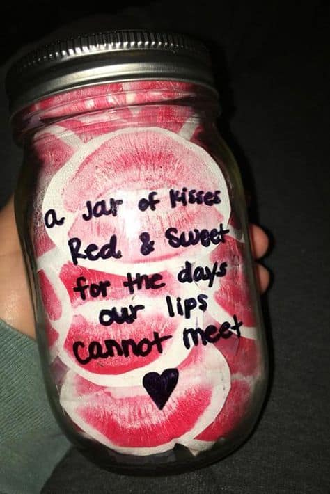 DIY Jar of Kisses with reasons for each kiss written on the other side- Great ideas! The best, easiest last minute DIY Valentines gifts for him/ DIY boyfriend gifts