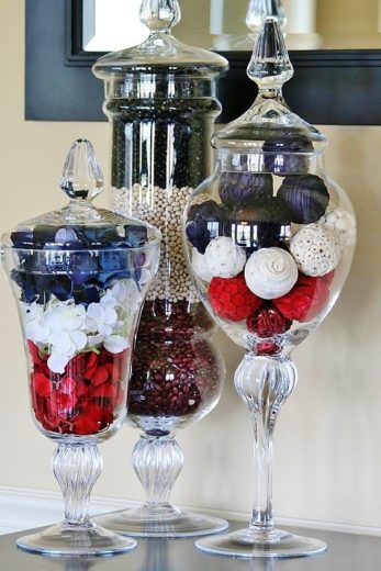 Patriotic apothecary decoration. Easy DIY 4th of July party ideas for Food and decorations.