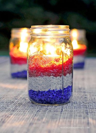 DIY Mason jar colored rice votive. Easy DIY 4th of July party ideas for Food and decorations.