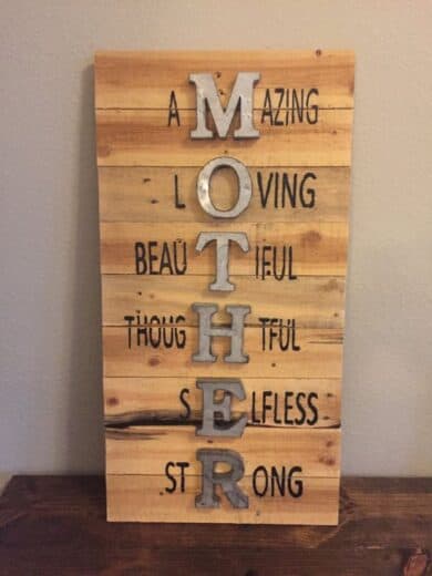 Easy DIY Mother's Day gift Wood Craft Sign.