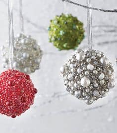 Easy, DIY Pearl and bead Christmas Ornament. Makes a great gift idea and even kids craft since it is easy enough for kids to make.