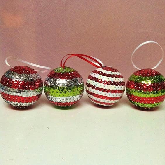 Easy DIY Sequin Christmas Tree ornaments. Best kids craft ideas, diy Christmas decorations, Christmas gift ideas, DIY Christmas gifts, Christmas crafts, Christmas Tree ideas,, apartment decorations, teachers gift