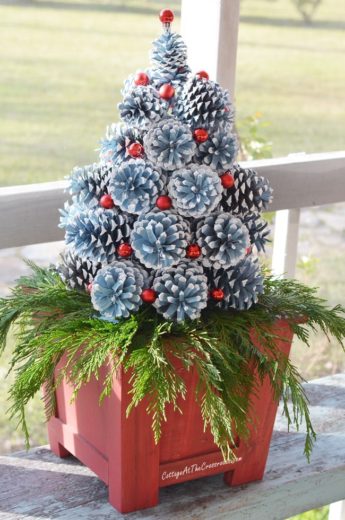 Easy DIY Pinecone Christmas tree Decoration