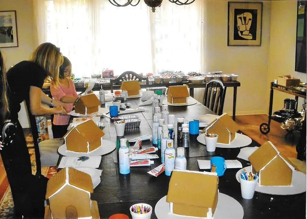 Christmas Cottage Gingerbread House idea, Christmas craft