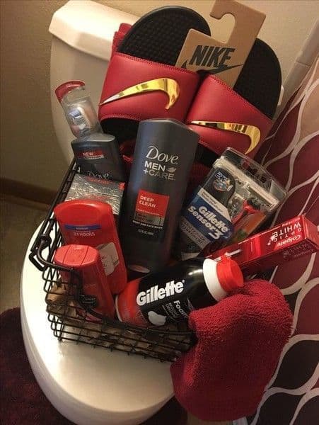 Most Romantic DIY Valentines gift for Boyfriend. Easy, Cheap, and creative spa basket for him