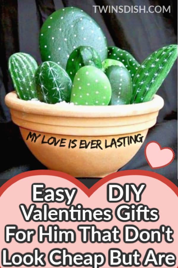 Inspiring Valentine crafts ideas that make great gifts. Unique and creative ideas for cheap unsing dollar store items that teens can make. Romantic and cute pun gift. #ValentinesDay #Crafts