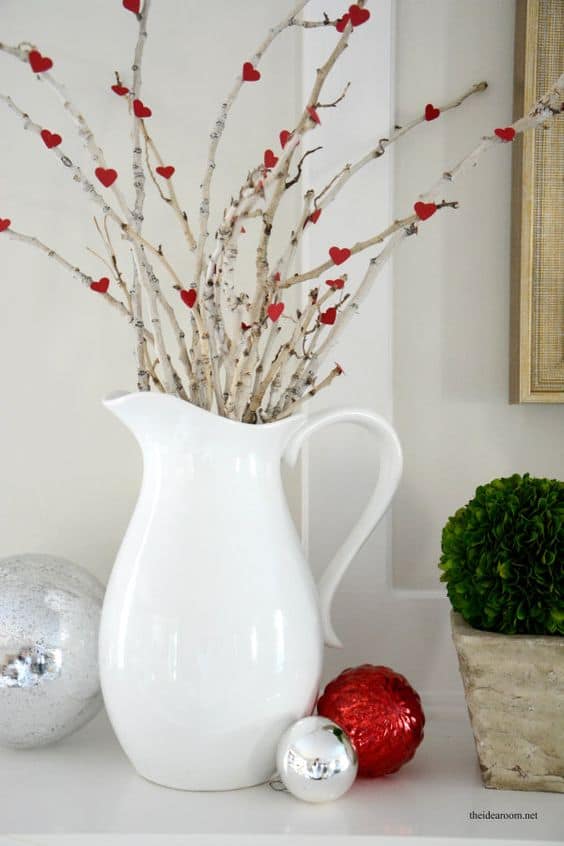 Super Easy DIY Heart Center Piece Valentines Day Decor Idea, perfet for a mantel or centerpiece for dinner,Farm House, from the Ultimate DIY Guide to Valentines Day, for him, for her, for kids, for Boyfriends, for Galentines, for Dinner, Decor, Heartshaped decor, budget