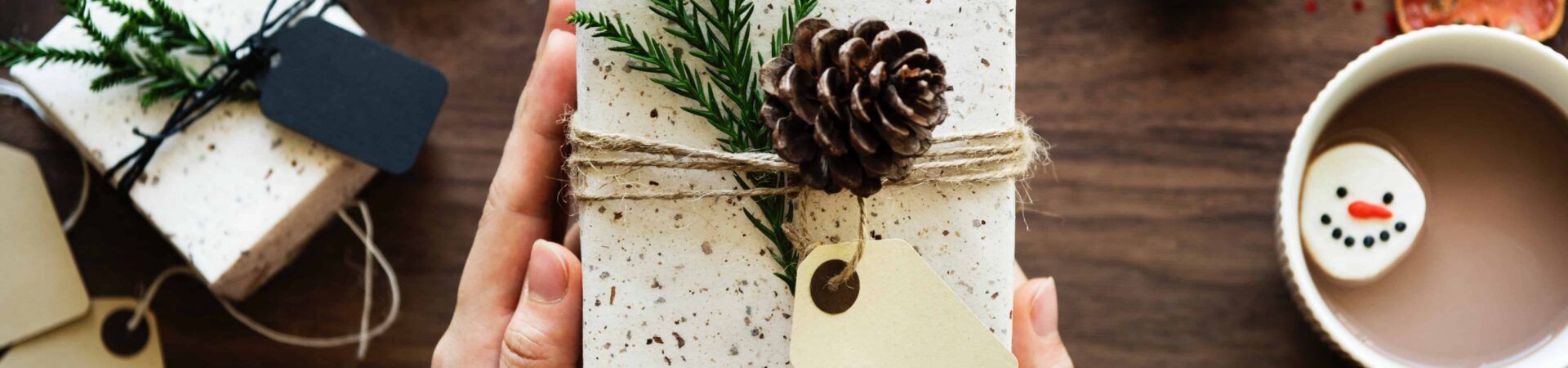 Gift List for every budget and person- Kids, Teens, Parents, Grandparents, Teachers, Boyfriend, Men,, Pets, Health Conscious, Couples, Anniversary, Birthday, Christmas, Wine Loves, DIY,
